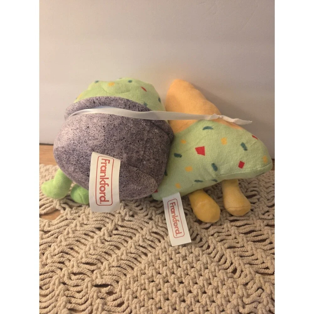 Frankford Relation-Chip Goals Chips & Guacamole Plush.